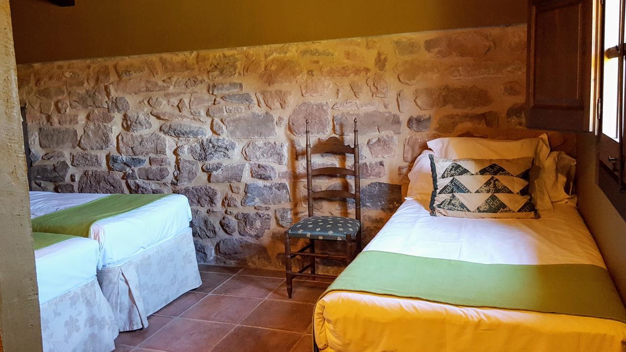 La Torre Blanca Villa Cardona Exteriör bild