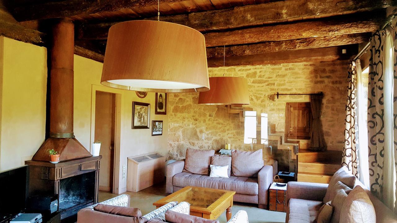 La Torre Blanca Villa Cardona Exteriör bild
